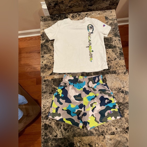 Champion Toddler 2PC Set in 2T - Picture 3 of 5